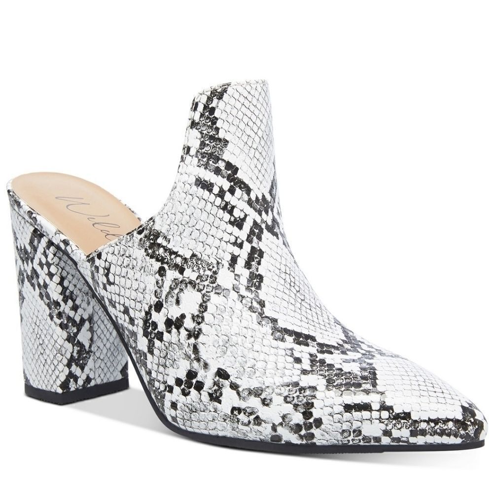 Black and white snake mules Size 7 NWT.